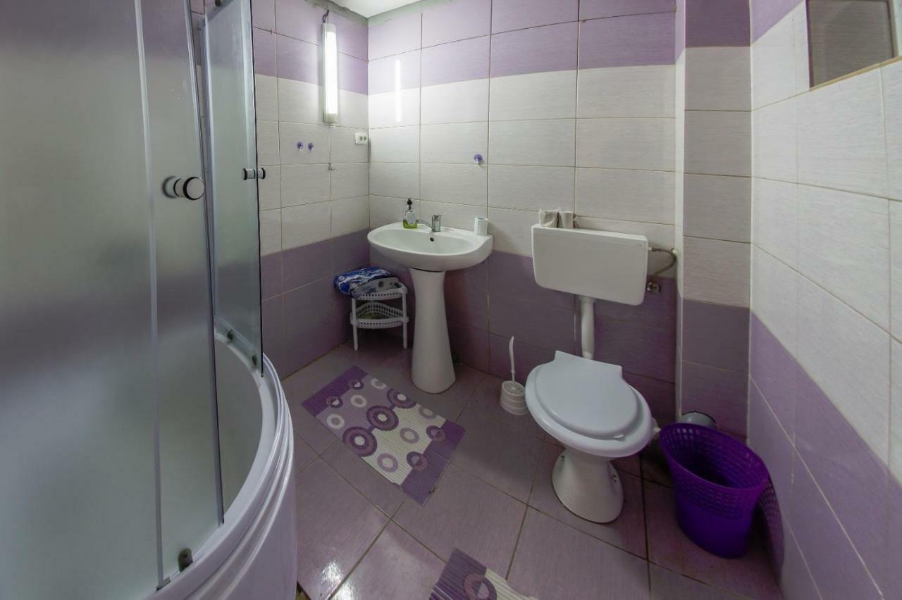 Casa De Vacanta Jeny Novaci-Straini Ngoại thất bức ảnh